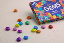 Creative Ways to Use Gems as Cookie Toppings