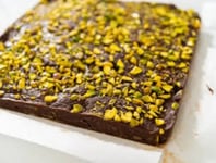 How to Make the Best Chocolate Pistachio Fudge Cake