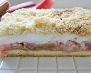 Step-by-Step Guide to Oreo Crusted Strawberry-Rhubarb Crumble Bars