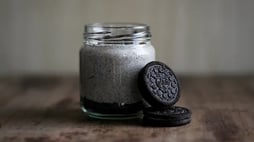 Step-by-Step Oreo Infused Panna Cotta Recipe with Hazelnuts and Gems