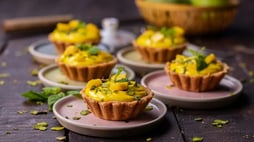 Tropical No-Bake Chocolate Mango Tart in 6 Steps