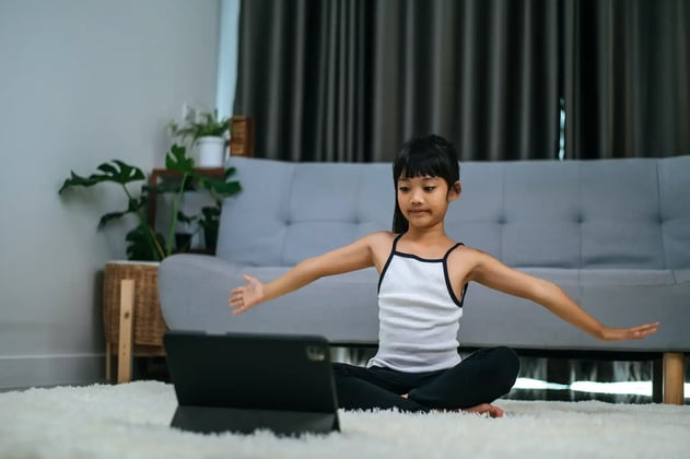 10 Engaging Yoga Poses for Kids