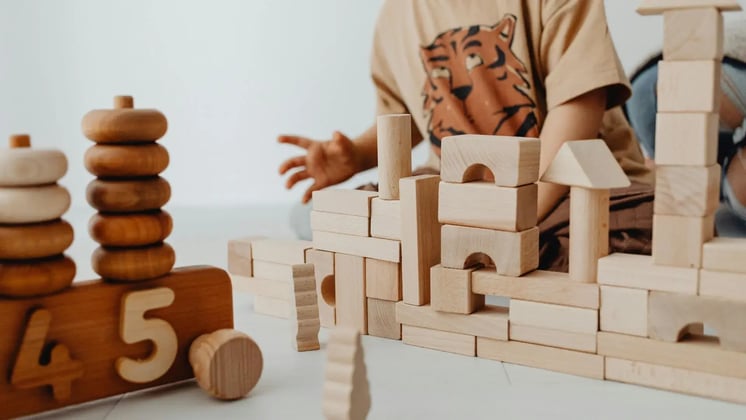 Shape Games for Kids: Fun Ways to Teach Geometry and Motor Skills