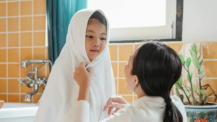 How To Encourage Your Child To Take Regular Baths