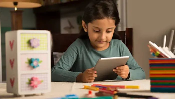 Study Table Decoration Tips for Kids, Tweens, and Teens That Actually Work