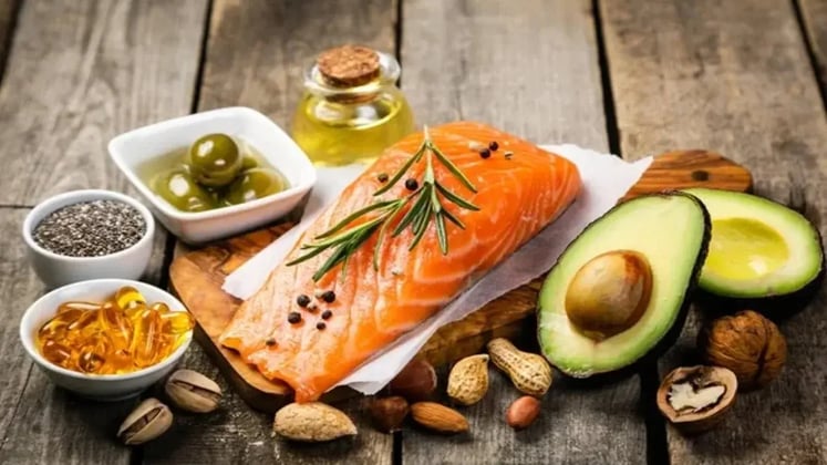 The Role of Healthy Fats in a Balanced Diet: What You Need to Know