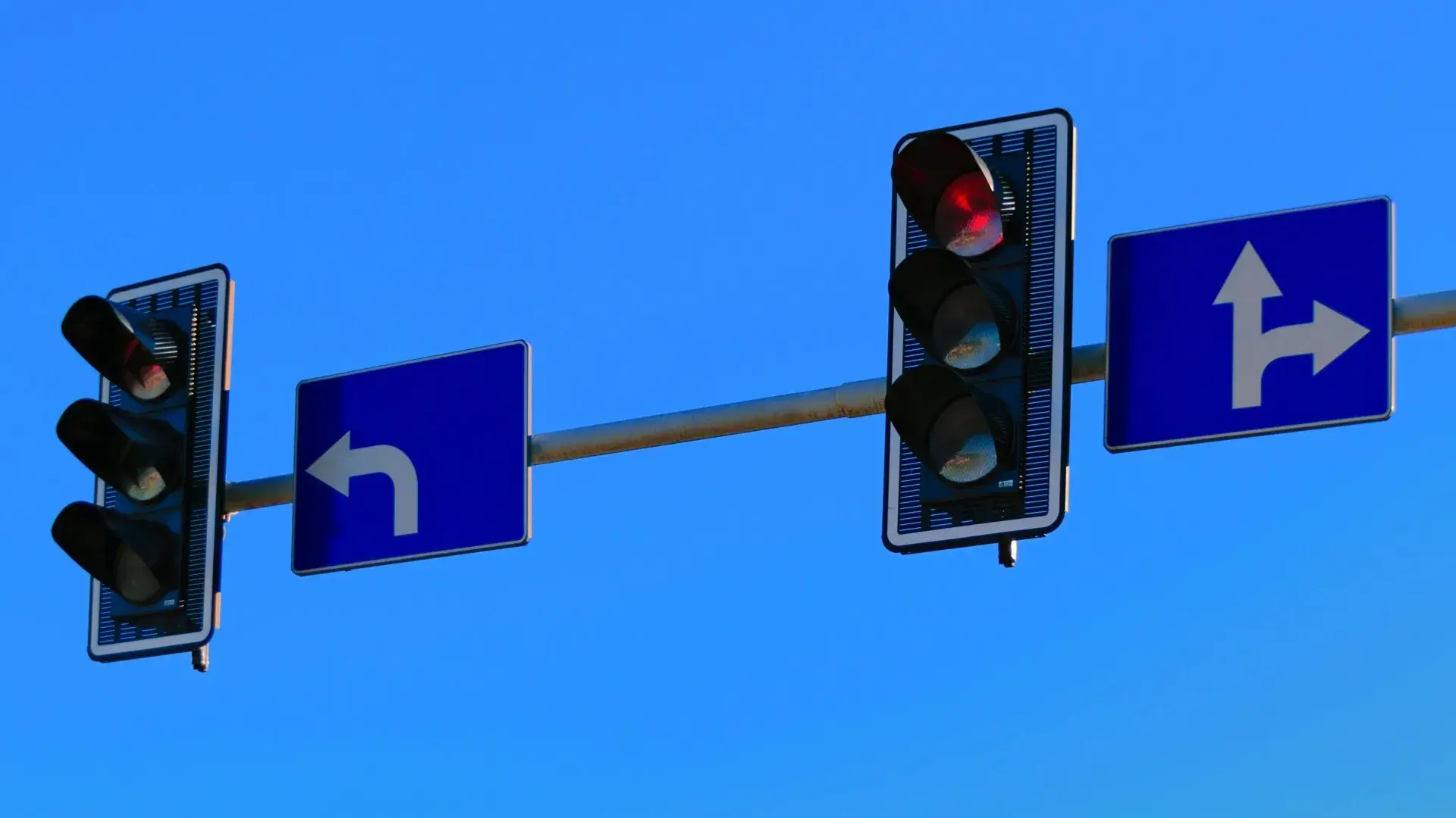 6 Essential Road Safety Rules Every Student Must Follow