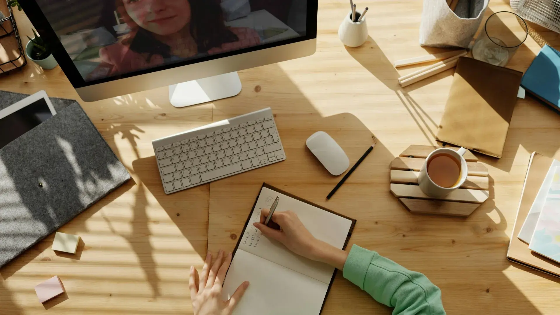 8 Key Benefits of Online Learning for Students and Parents