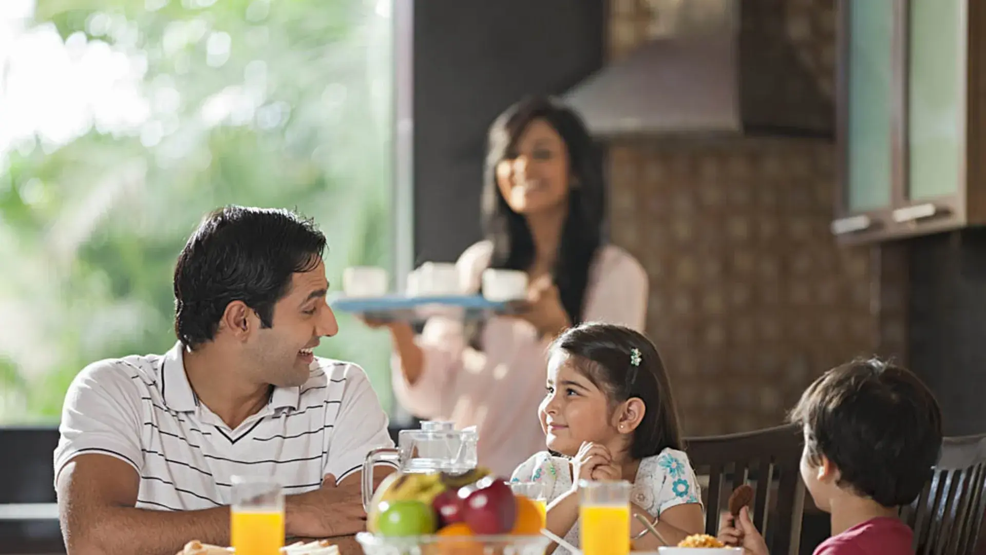 Instilling Healthy Eating Habits in Children: A Parent's Guide
